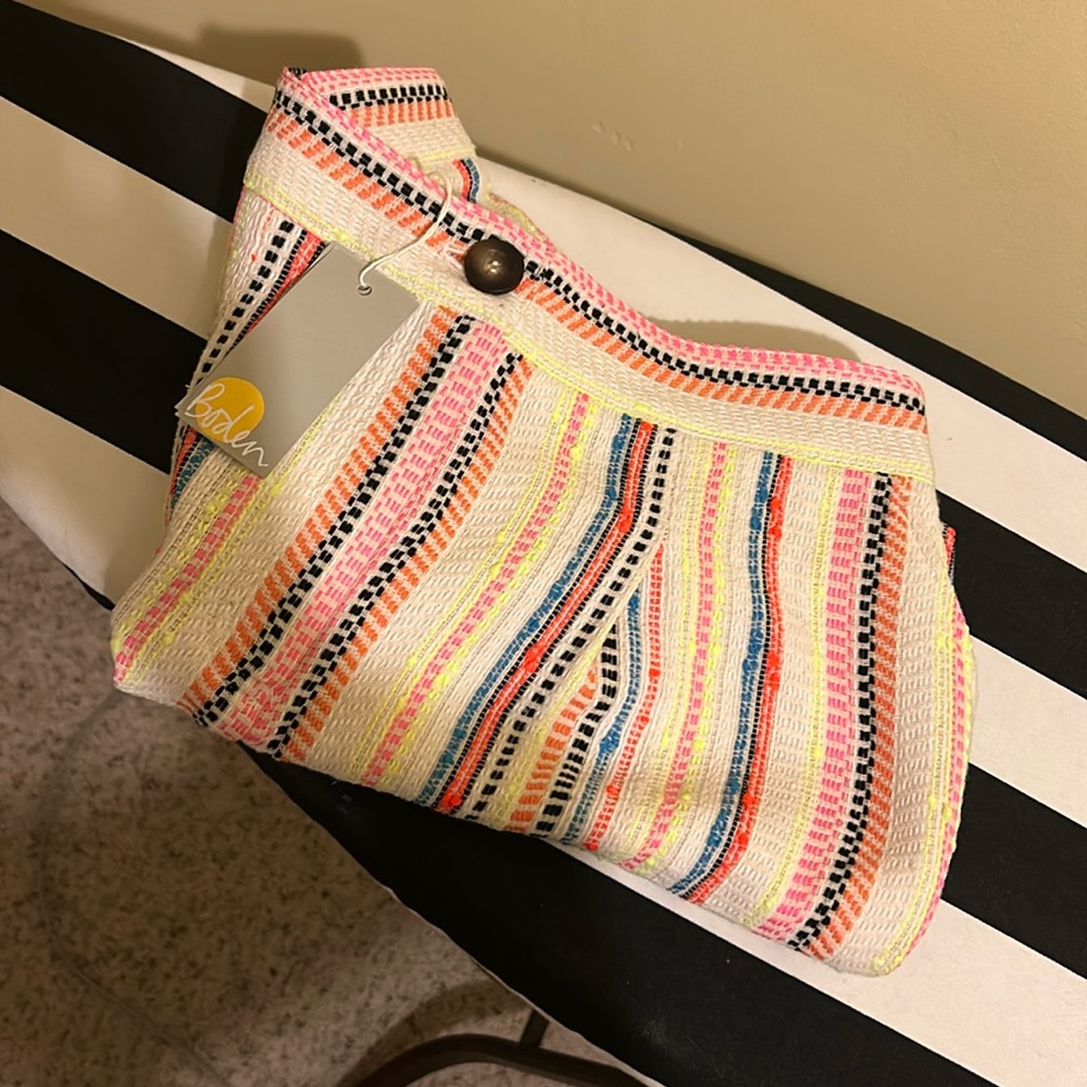 NWT Boden woven, embroidered shorts - so British!